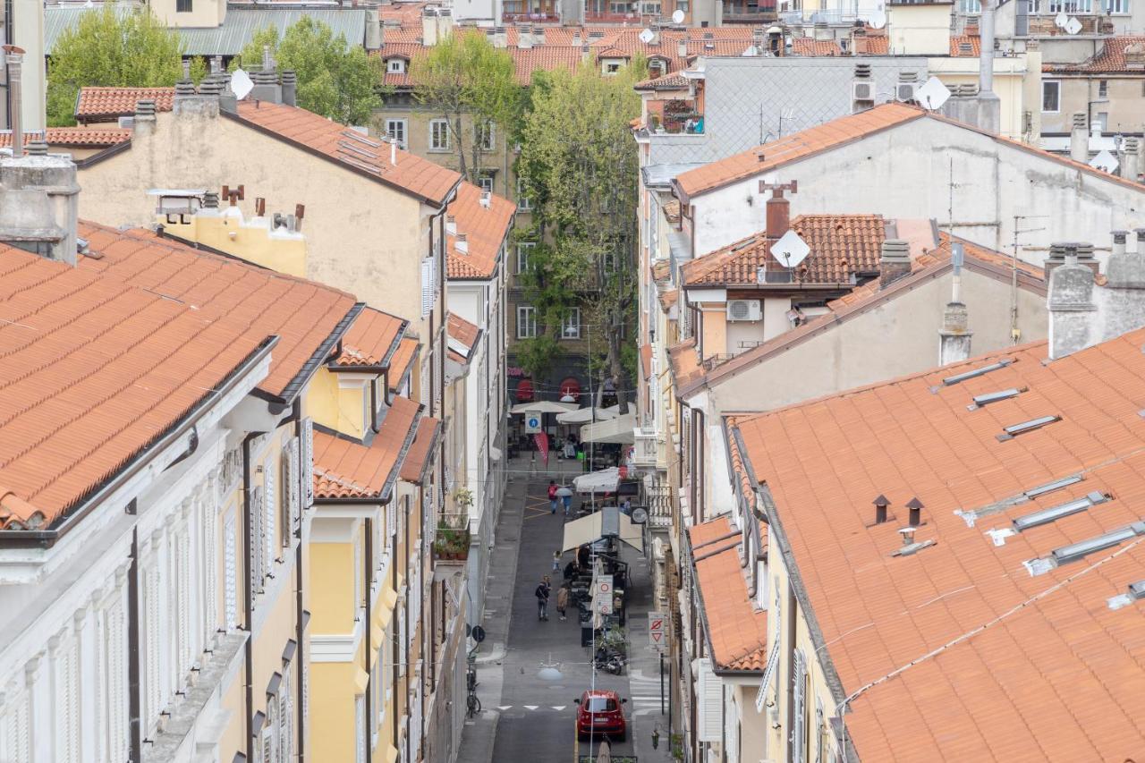 Svevo, Rustico Centrale Con Parcheggio A Trieste Exterior photo